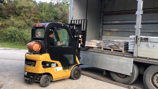 Выгрузка палет с натуральным камнем смотреть онлайн