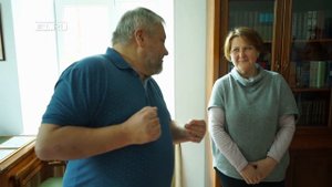 Уральский «монарх» Антон Баков сделал из своей квартиры императорский дом