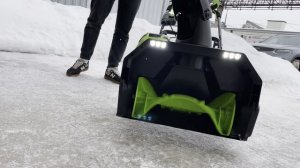 Аккумуляторный бесщеточный снегоуборщик GREENWORKS 60V