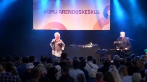 12. Анне Вески - Листья желтые. LIVE @ Suur Perepäev Koplis - Anne Veski