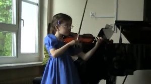 Malina Wilson - debut violin performance ("Polka" by Ewa Iwan)