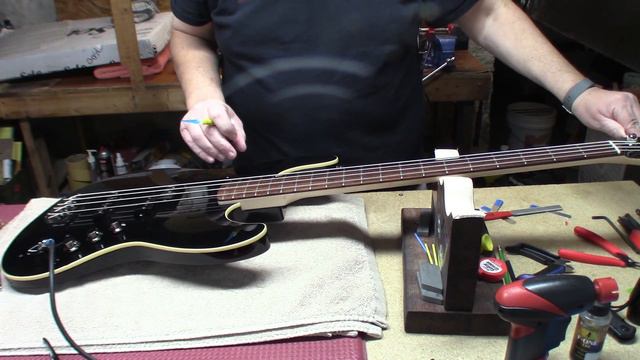 Fender Jazz Bass Setup - OR - What Happens if I do Nut Slots Last? смотреть онлайн