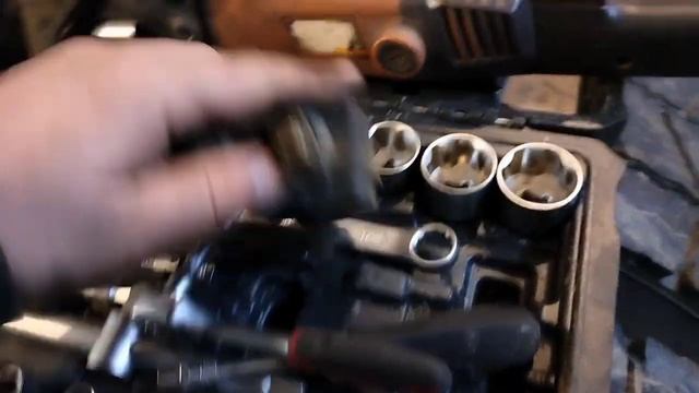 Учусь правильно ремонтировать машину? смотреть онлайн