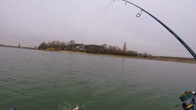 Работа спиннинга Hearty Rise Jig Force 762L смотреть онлайн