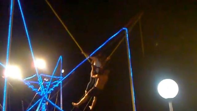 Батуты-прыгунки в Новомихайловском.......mp4 смотреть онлайн