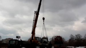 Работа автокрана Ивановец 25 тонн.