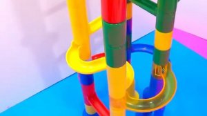 Learn How to Count to 10 with MARBLE MAZE RUN!