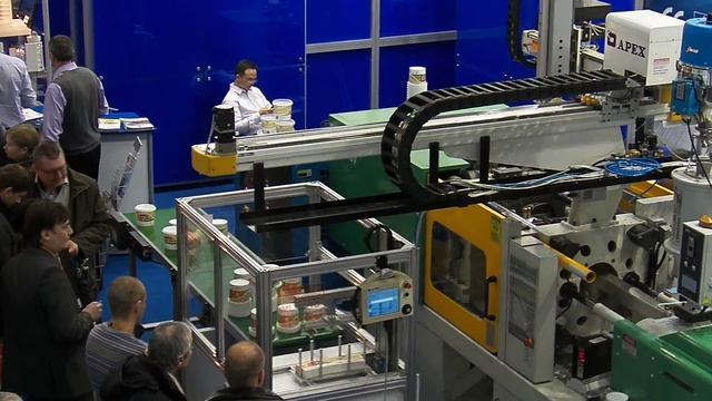 Термопластавтомат Chen Hsong SuperMaster на выставке Интерпластика