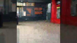 Статуя и куст Пранк.mp4