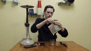 СПОСОБ ЗАБИВКИ ЧАШИ ДЛЯ КАЛЬЯНА НА ФОЛЬГЕ