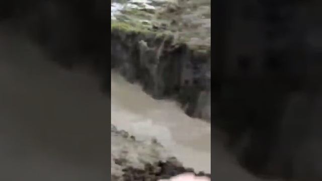 А «ливнёвка» вдоль улиц пока выглядит вот так смотреть онлайн