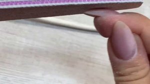 Укрепление гелем / маникюр на правой руке  / как сделать себе ногти