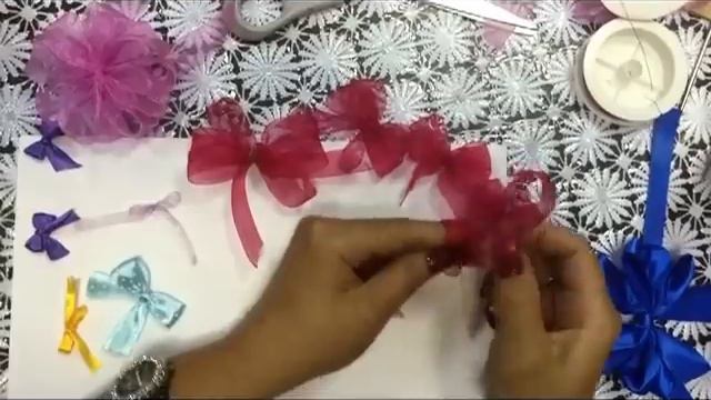 Как сделать БАНТИК ИЗ ЛЕНТЫ -- на ВИЛКЕ, НА ПАЛЬЦАХ, НА СТАНКЕ/Master Class - how to make a bow смотреть онлайн
