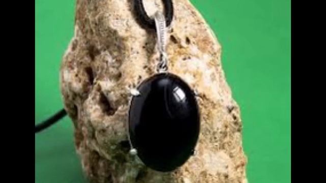 Черный агат или тонированный халцедон ? #полудрагоценныекамни #правдаоминералах#минералывукрашениях