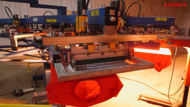 Печать футболок за 10сек на автоматической карусели M&R screen printing шелкография Фабрика Атрибут смотреть онлайн