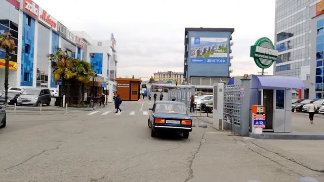 Адлер район ТЦ Плаза трафик2 смотреть онлайн