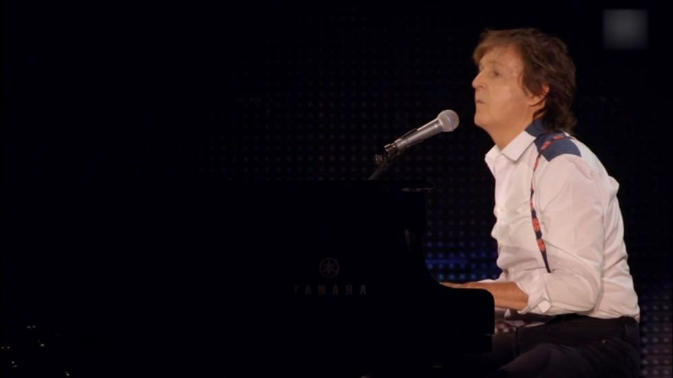 Paul McCartney - "My Valentine" (Live 2013) смотреть онлайн