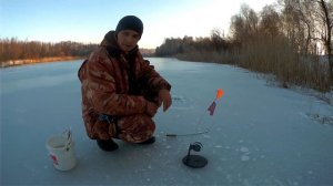 Уловистая безмотылка с шариком | Зимняя рыбалка | Секреты ловли окуня