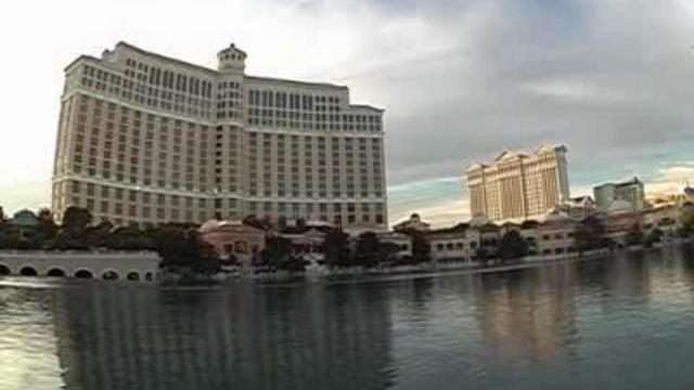 Поющий фонтан в Лас-Вегас смотреть онлайн