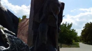 Краснодон. Молодая Гвардия. Мемориал "Непокоренные"