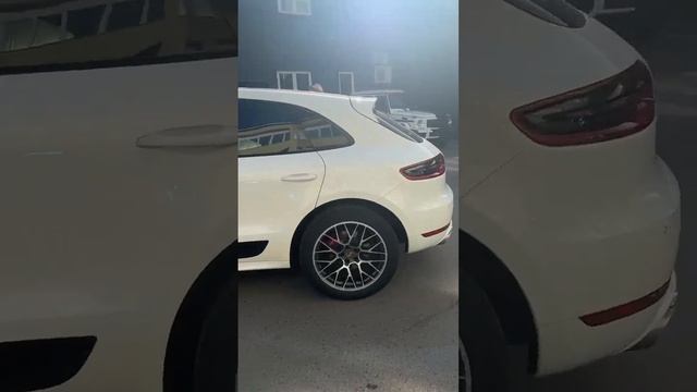 Gensyxa купила Porsche Macan S 2014