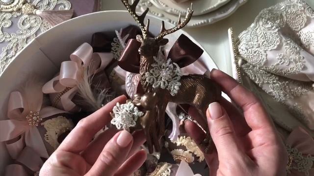 Ёлочные игрушки. Новогодний набор в трёх цветах