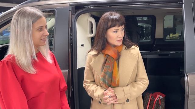 ПЕРЕДЕЛКА САЛОНА V-CLASS / VITO для актрисы Нонны Гришаевой смотреть онлайн