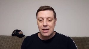 Жена сбежала к друзьям.mp4