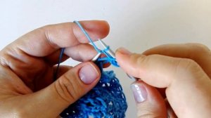 Вязание спицами. 2 петли из 1: 1 лицевая, 1 изнаночная.