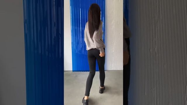 Черные утепленные леггинсы из трикотажа на меху с меховым поясом смотреть онлайн