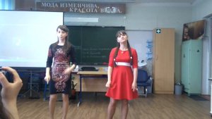 Глухонемые девочки поют жестами