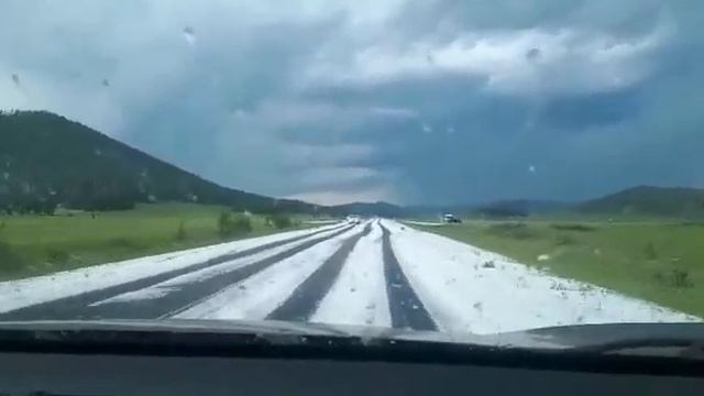 УЖАС!!! В Хакасии зима в разгар летнего курортного сезона. Курортный сезон Шира. смотреть онлайн