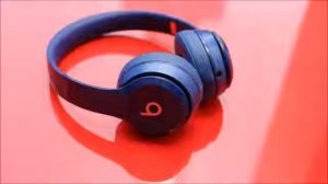 Apple branded wireless Beats headphones || review