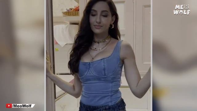 Nora Fatehi Stops All Heartbeats In Yellow Silk Gown | Nora Fatehi H0T Belly Dance | Nora Video Son смотреть онлайн