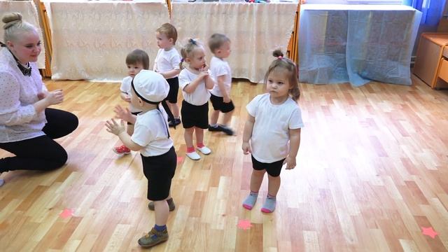 Утренник 23 февраля. День Защитника Отечества в детском саду смотреть онлайн