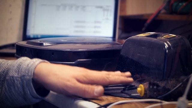 3 ВЕЩИ, ИЗ-ЗА КОТОРЫХ СЛОМАЛИСЬ ВСЕ РОБОТЫ-ПЫЛЕСОСЫ смотреть онлайн