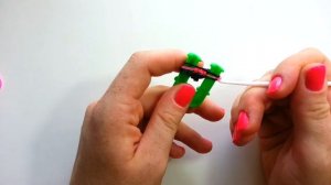 Гусеница браслет из резинок Caterpillar DIY Rainbow loom bands tutorial