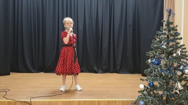 Холошня Олеся В лес приходит сказка смотреть онлайн