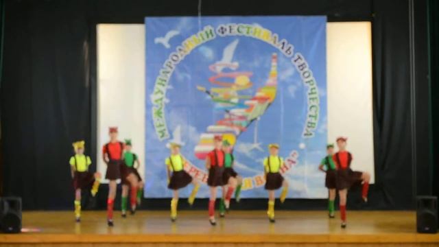 Костюмы для НАЭСТ "Гиада" - Светофор! смотреть онлайн