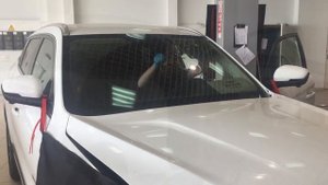 Geely Atlas 1.8 turbo замена лобового стекла по каско.