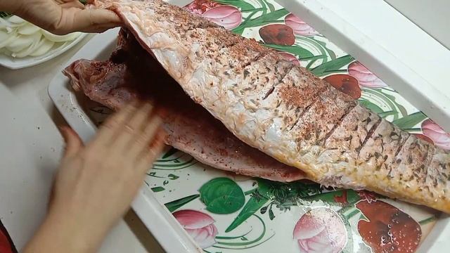 Сазан в духовке! Нежнейшая рыба запечённая в фольге!!! #рыбавдуховке #сазан #запеченнаярыба