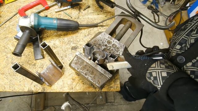 Простое приспособление из швеллера и профильной трубы! Классная идея для самоделки! смотреть онлайн