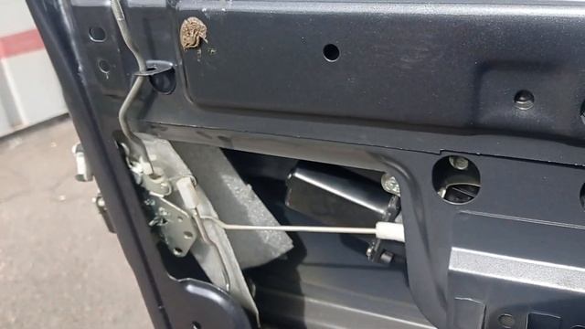 УАЗ Патриот "Кризисная" серия. козырьки над замками смотреть онлайн