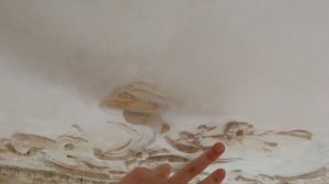 День105-108. Ошкуривание. Реставрация и ремонт потолка с гипсовой лепниной и штукатурных карнизов.