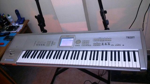 KOrg Triton Studio Demo Two Aspect смотреть онлайн