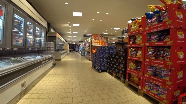 Финляндия ч. 2 Serena Water Park Vesipuisto, Часовня тишины, Церковь Темппелиаукио смотреть онлайн