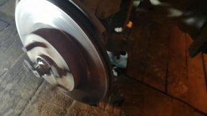 Убираем выработку с тормозных дисков