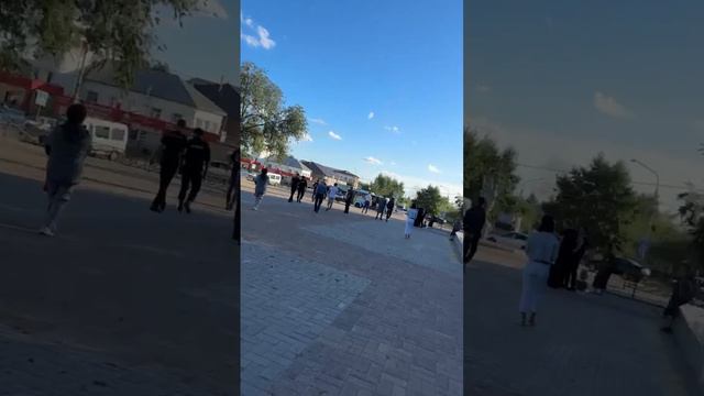 Полиция ни как не реагировала на провокатора при встрече Бондаренко с людьми смотреть онлайн