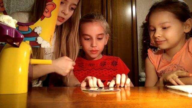 2 часть пирог в лицо не кто не везунчик!!!!!! смотреть онлайн