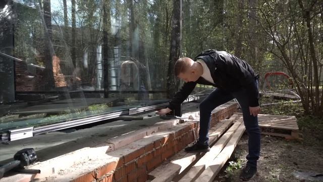 Стеклопакет весом 500 кг! Остекление фантастического коттеджа.
